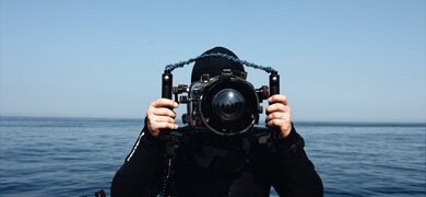 Diver with camera